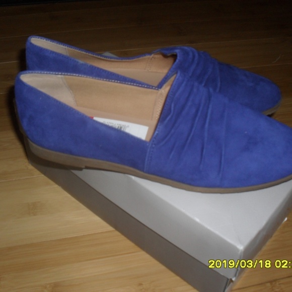 Franco Sarto Blue Suede Shoes Sz 8 - Picture 3 of 3